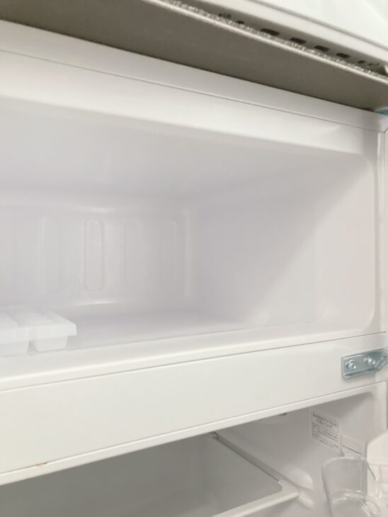 愛知県東海市へ出張買取 Haier BR-85A 85L 冷凍冷蔵庫 正面に薄い擦れ 