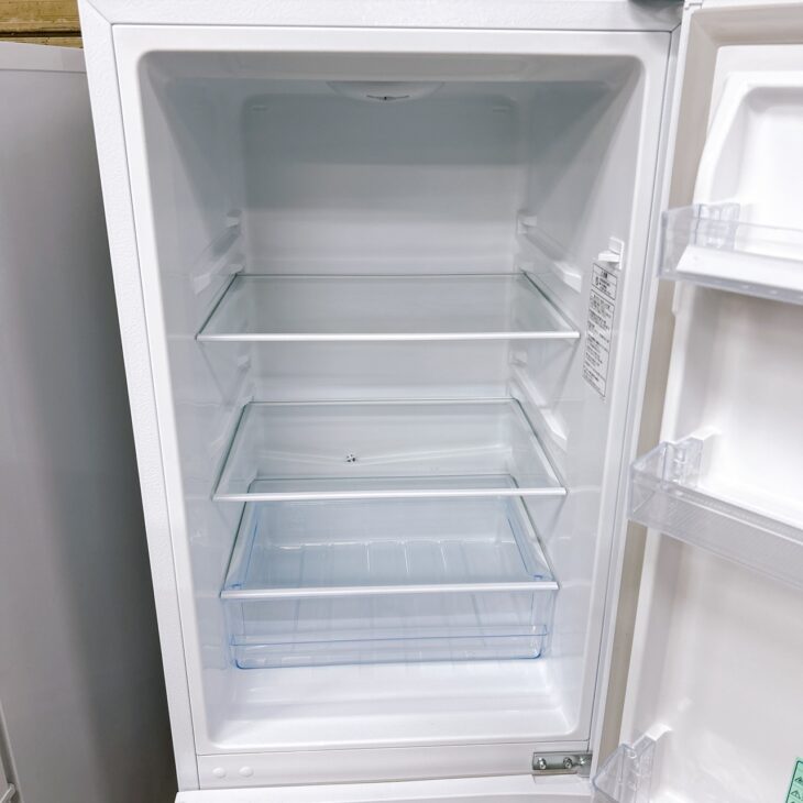 千葉県市川市にてHisense ノンフロン冷凍冷蔵庫 HR-D1701W 出張買取