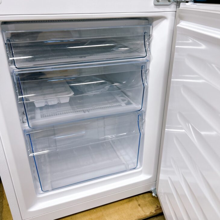 千葉県市川市にてHisense ノンフロン冷凍冷蔵庫 HR-D1701W 出張買取