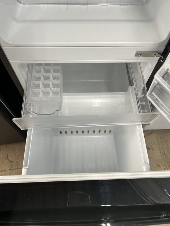 【極美品】REFAGE　ノンフロン冷凍冷蔵庫　YRZ-F15LK　2024年　H REFAGE YRZ-F15LW 2ドア冷蔵庫 156L 右開き ホワイト【DD】 | ヤマダ