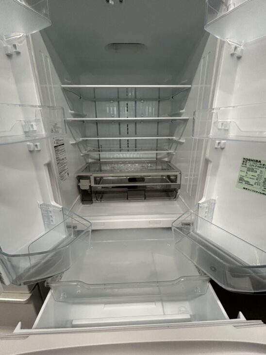 滋賀県彦根市 東芝 GR-P460FD(EW) 冷凍冷蔵庫 きれいな状態で出張買取 