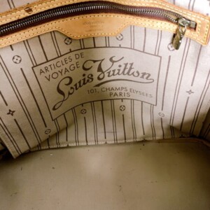 LOUIS VUITTON(ルイ・ヴィトン)モノグラム