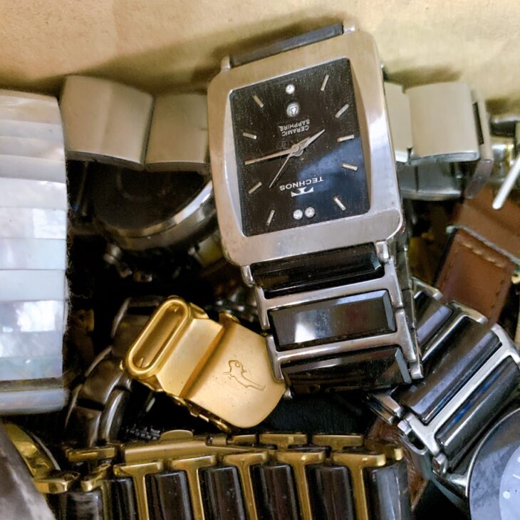 長野県高山村で腕時計ジャンクまとめを出張買取｜動作未確認品多数でも