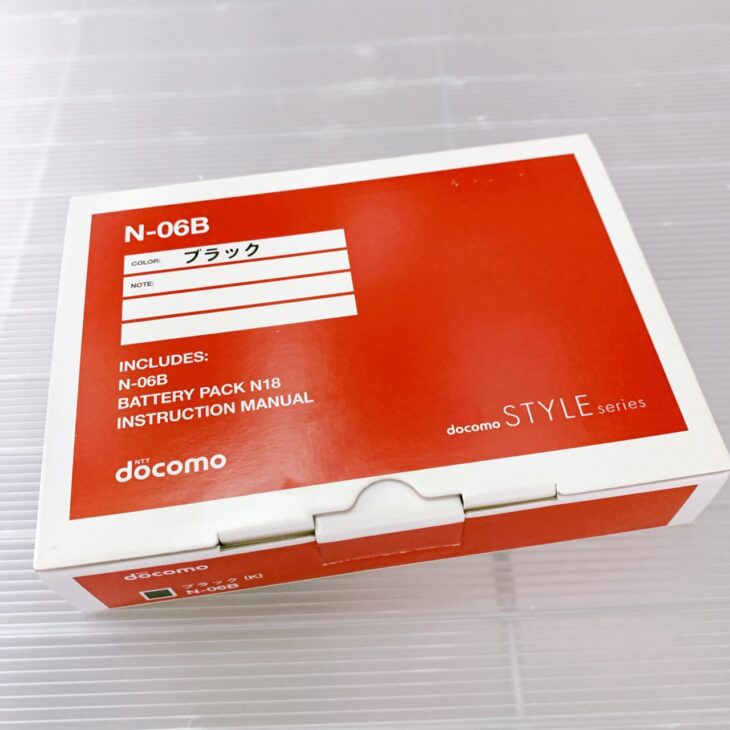 docomo STYLE series N-06B