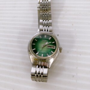 自動巻き腕時計