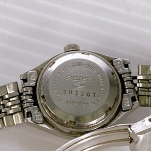 自動巻き腕時計