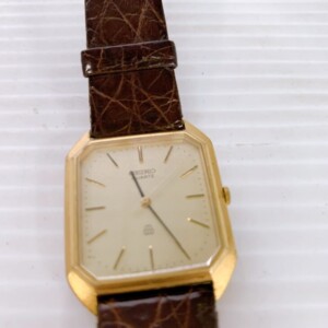 クオーツ腕時計030350