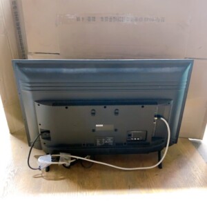 32型液晶テレビ