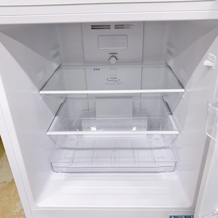 茨城県常陸太田市 Haier JR-NF121B 冷凍冷蔵庫 2024年製 美品のため