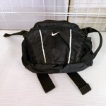 ウエストバッグブラック　正面