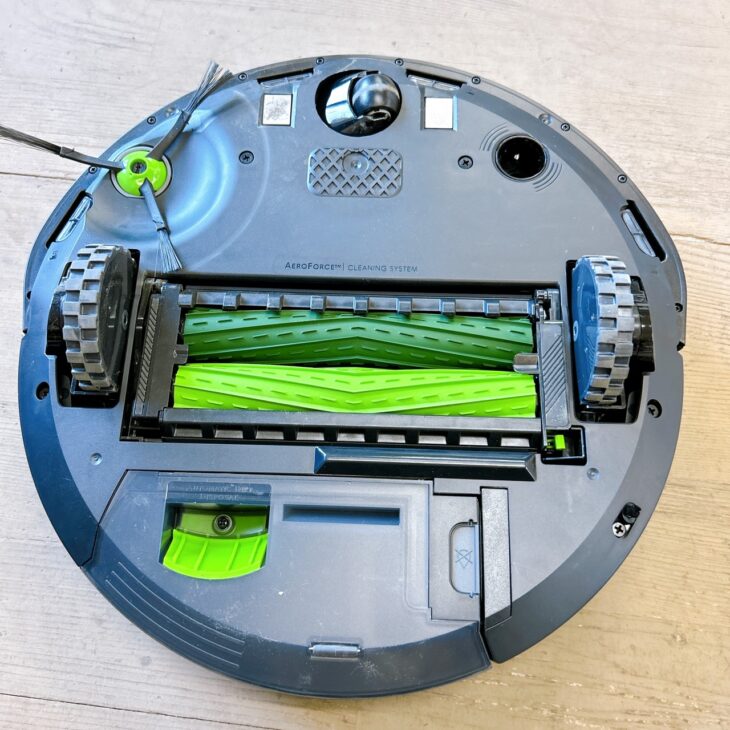 美品　iRobotoルンバ i3 クリーンベース付き 初ルンバ”買うなら？ 「ルンバ i3+」を推すこれだけの理由