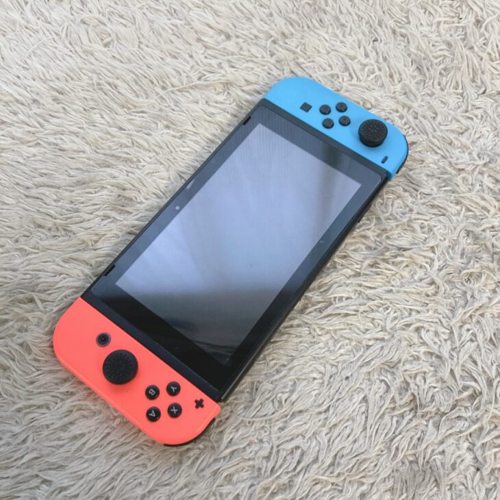 市川市でNintendo Switch HAC-001 本体のみ 画面に細かなキズありでも