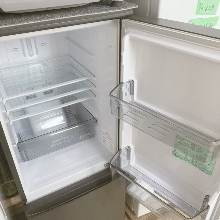 千葉県印西市にてMITSUBISHI(三菱) ノンフロン冷凍冷蔵庫 MR-P15K-H