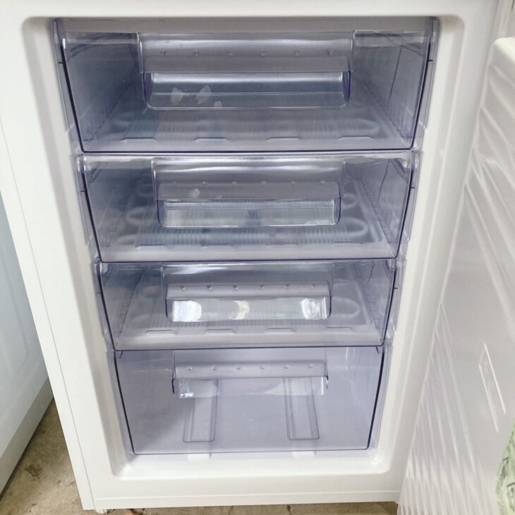 福島県喜多方市へ出張買取 シャープ ノンフロン冷凍庫 FJ-HS9X-W 2020