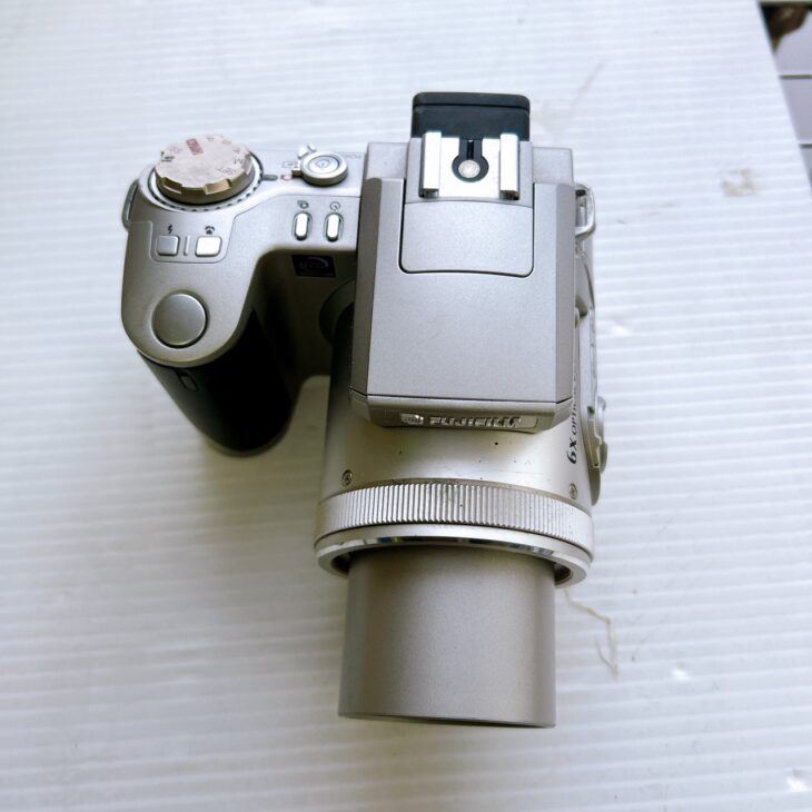 Fujifilm FinePix 4900Z デジタルカメラ動作未確認未清掃 Amazon | FUJIFILM 富士フィルム Finepix 4900Z デジタルカメラ