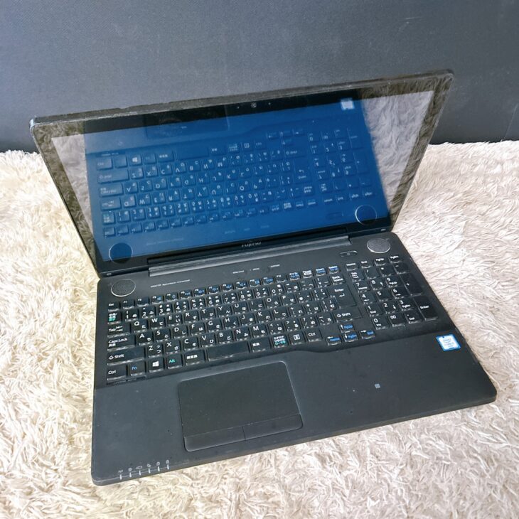 富士通LIFE BOOK AH77／Y型名FMVA77YB