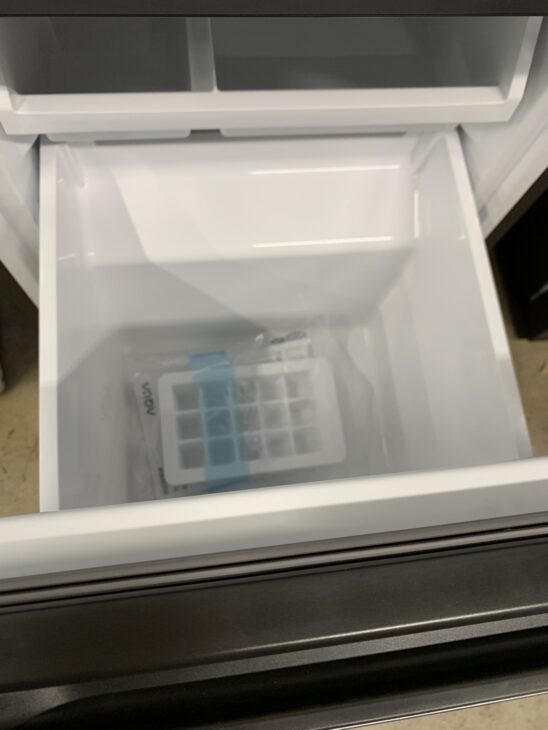 神奈川県伊勢原市で出張買取 アクア 2024年製 冷蔵庫 AQR-14P(DS) 細か