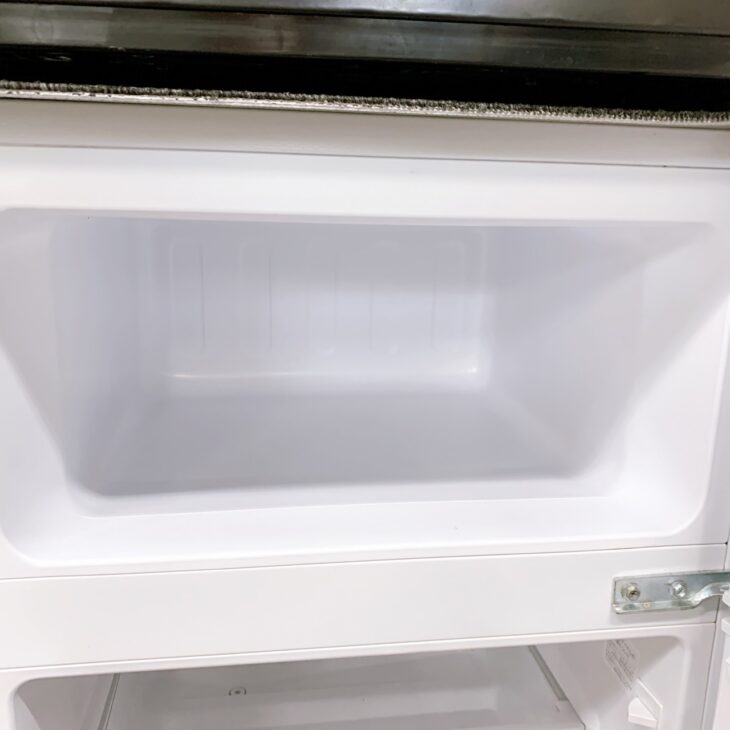 栃木県宇都宮市 Hisense 冷凍冷蔵庫 BR-85A 2022年製を出張買取 庫内