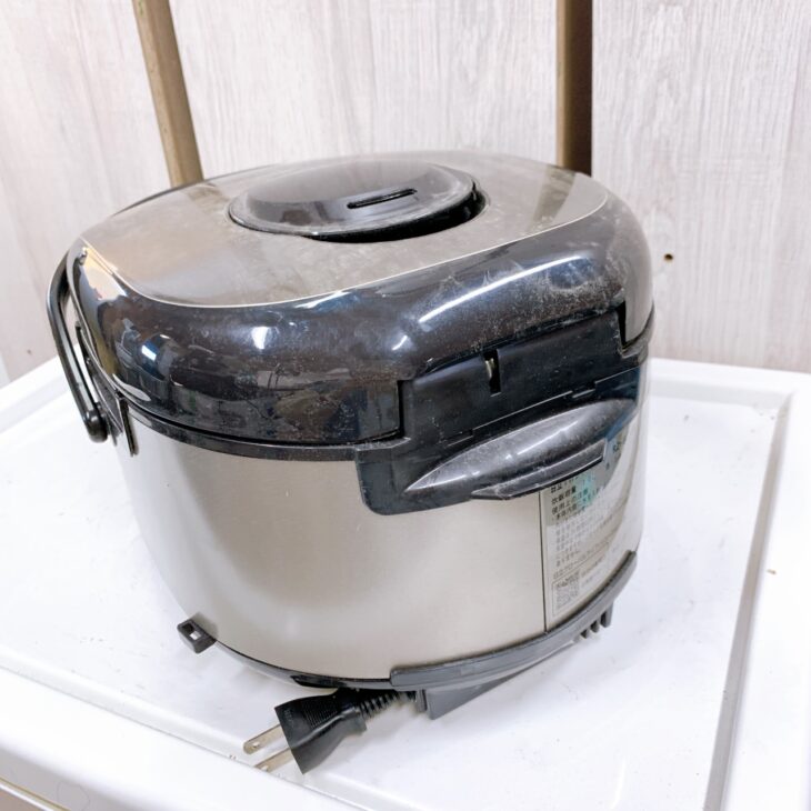 山梨県甲斐市にて日立 IHジャー炊飯器 RZ-BC10M 2023年製を出張買取