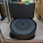 Roomba j7+