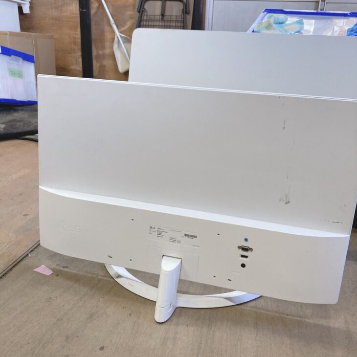 福島県塙町にてLG モニター 32MP58HQ-W やや使用感ありを出張買取しま