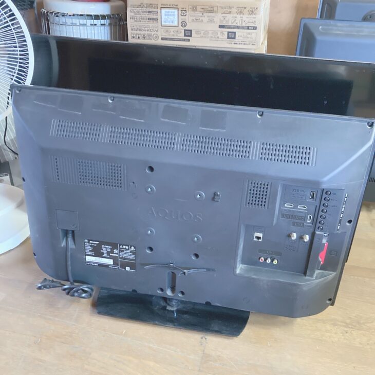 福島県北塩原村 出張買取 SHARP AQUOS 2T-C32AE1 2019年製 リモコン