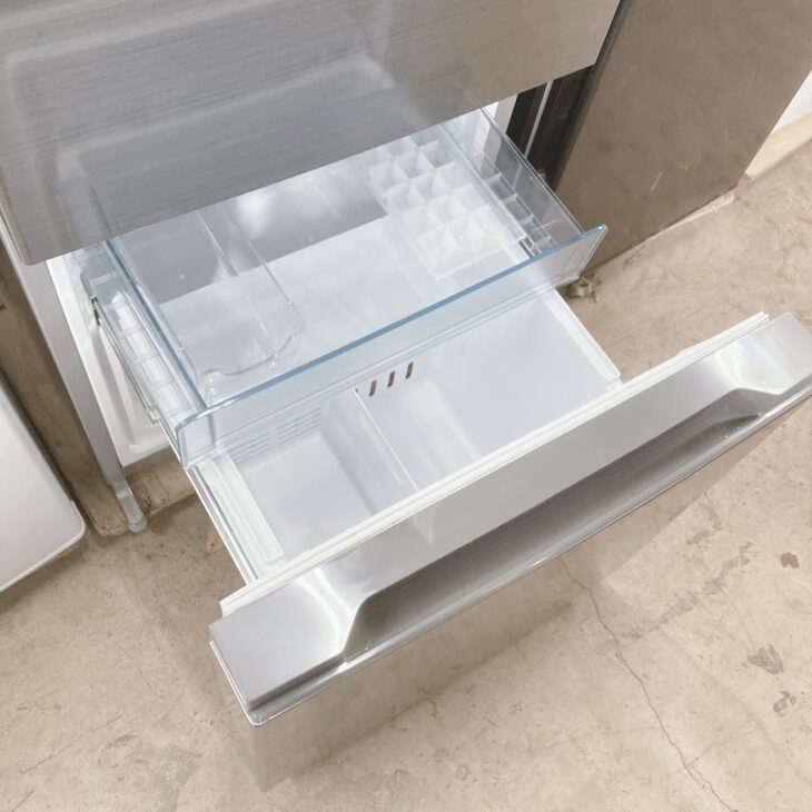 東京都中央区銀座へ出張買取 HITACHI ノンフロン冷凍冷蔵庫 RL-154SA