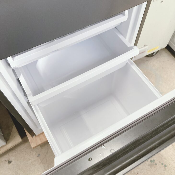 東京都杉並区へAQUA AQR-20R（DS）2025年製 ノンフロン冷凍冷蔵庫買取