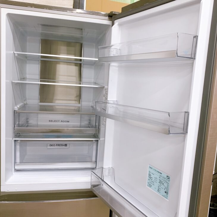 福井県おおい町にてAQUA 冷凍冷蔵庫 AQR-VD32F（N）2018年製 使用感