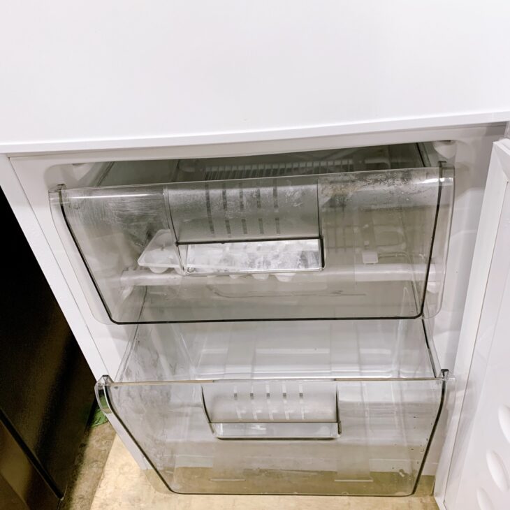 福島県昭和村でTCL ノンフロン冷凍冷蔵庫 CRB126AWを出張買取｜庫内