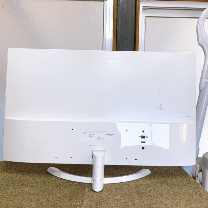 東京都世田谷区にてLG 液晶モニター 32MP58HQ-W 2017年製 使用感ありの