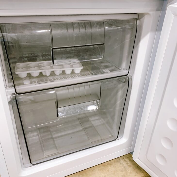 東京都多摩市へ出張買取 TCL ノンフロン冷凍冷蔵庫 CRB126AW 2025年製