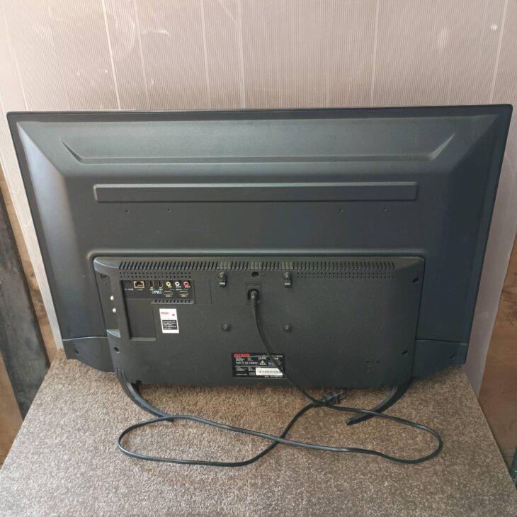 東京都世田谷区豪徳寺へ出張買取 aiwa TV-32HF10W 液晶テレビ 2019年製