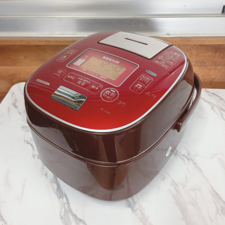 東京都中野区でTOSHIBA 真空圧力IH炊飯器 RC-10VSL 使用感ありのため