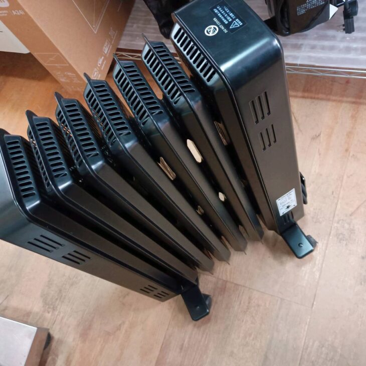東京都八王子市でDimplex オイルフリーヒーター B03 ECR12TieB 美品を