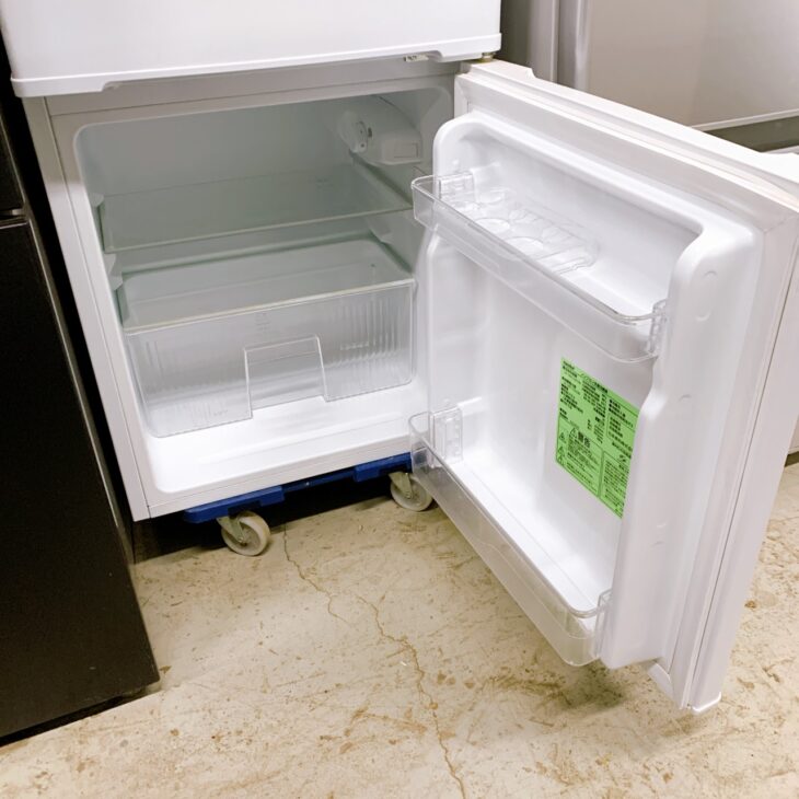 東京都千代田区有楽町でComfee冷蔵庫RCT90WH/E（2024年製）を出張買取 