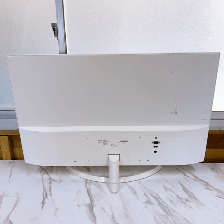 東京都清瀬市へ出張買取 LG 32MP58HQ-W 液晶モニター やや使用感ありの