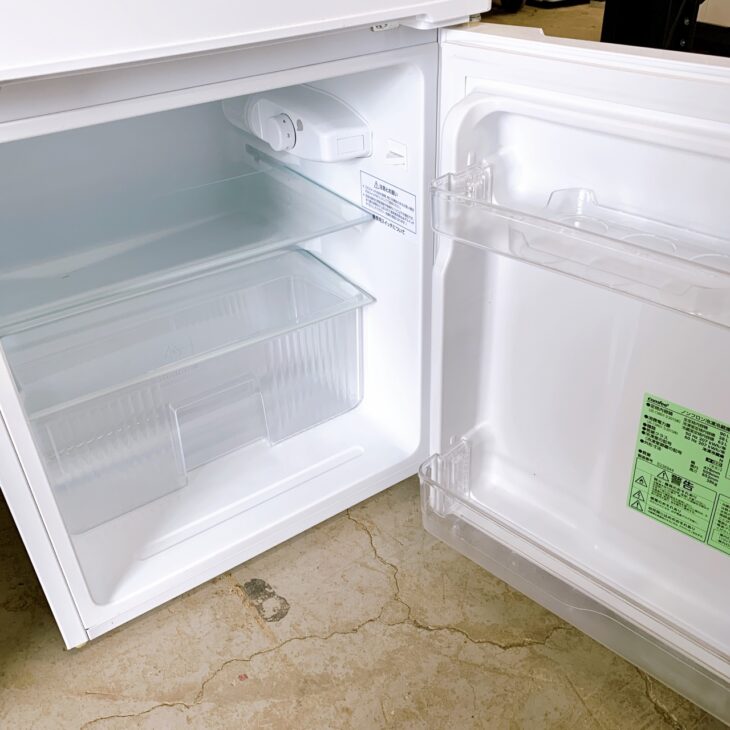 美品 2024年製 中古 冷蔵庫 買取 家電 COMFEE' 2ドア冷蔵庫 RCT90WH/E 出張査定】Comfee（コンフィー）2ドア冷蔵庫 RCT90WH/E 小牧市 ｜出張