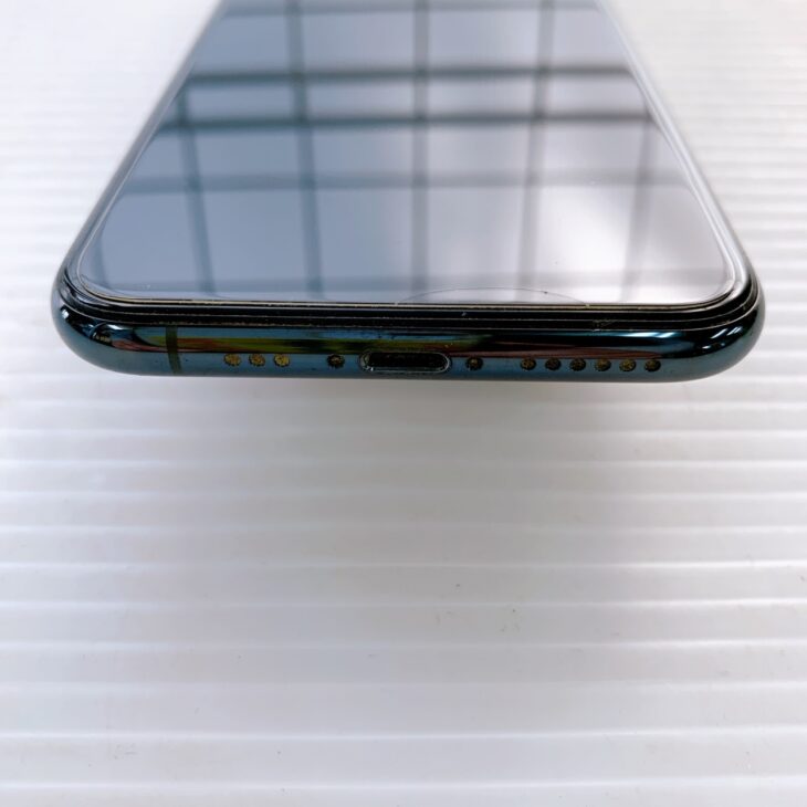 値下げ早めの取り引き希望iPhone11pro 東京都目黒区自由が丘でApple iPhone11 Pro 背面割れありのため状態を