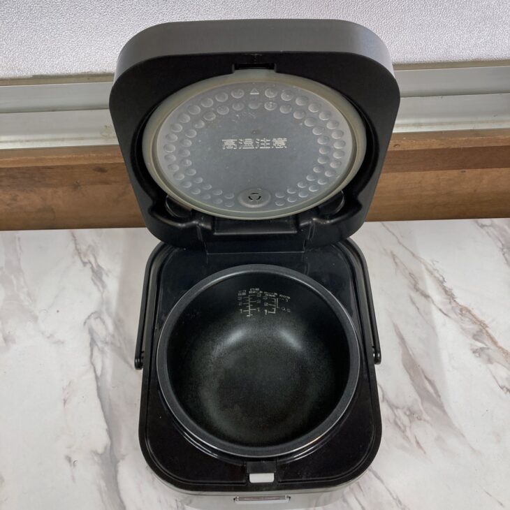 ☆ハイアール　炊飯器　JJ-XP2M31E☆ Amazon | アウトレット家電 JJ-XP2M31E(XK) マイコンジャー炊飯器 3合