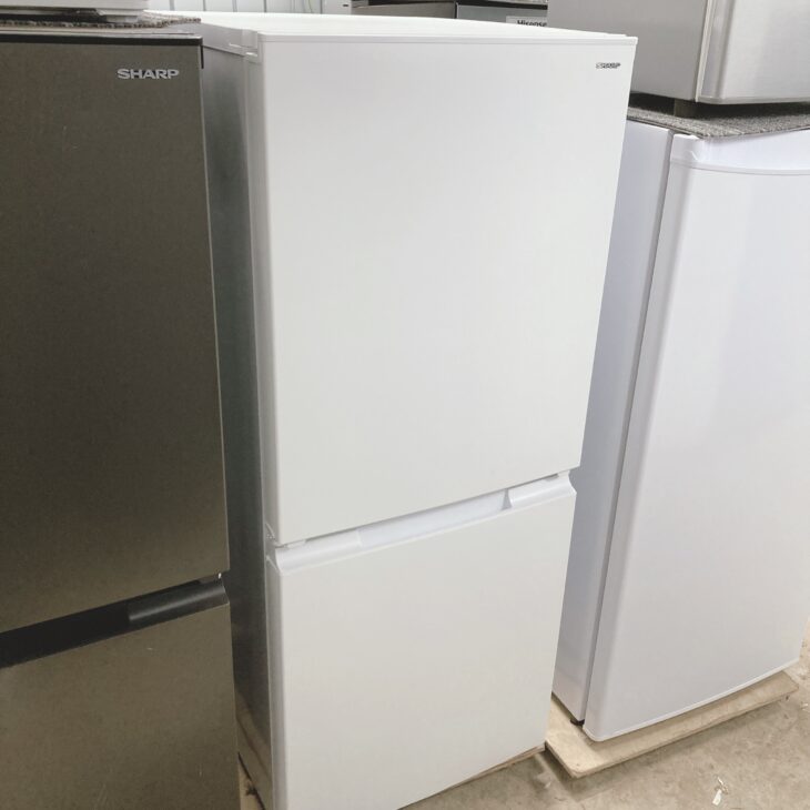 美品　SHARP 冷蔵庫　2020年　配達します シャープ公式通販】 プラズマクラスター搭載フレンチドア冷蔵庫