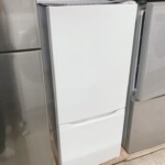 【9000円でお譲りします】冷蔵庫　MAXZEN　JR117ML01WH　2023 MAXZEN 冷蔵庫 117L コンパクト 右開き 2ドア ホワイト JR117ML01