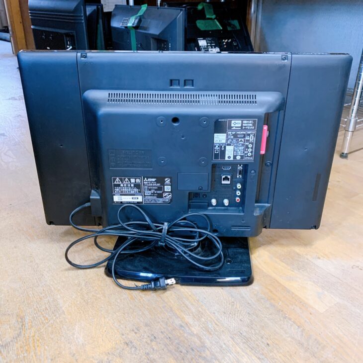 東京都福生市へ三菱液晶テレビ LCD-24LB7 使用感ありのため適正価格で