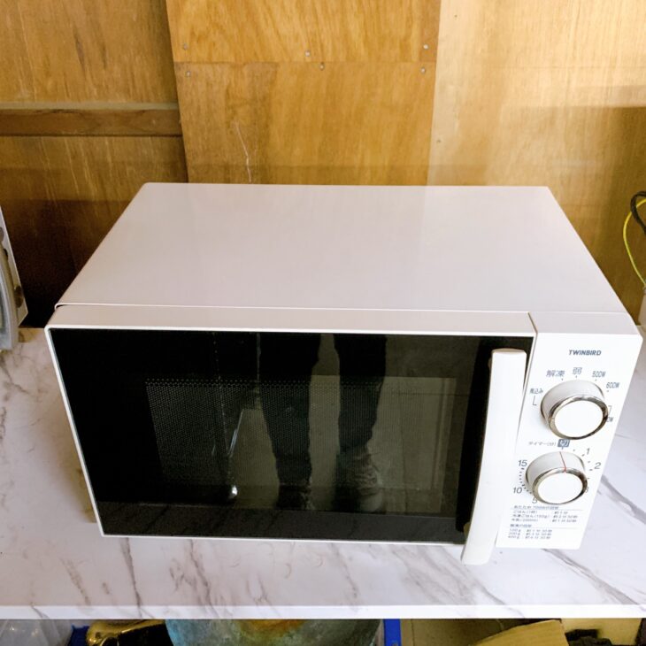 八王子市でTWINBIRD 電子レンジ DR-D429型 を出張買取 使用感ありでも