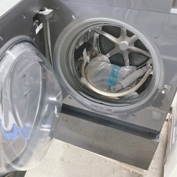 ドラム式洗濯乾燥機　Panasonic NA-VG2700 2023年製 ドラム式洗濯乾燥機 Cuble（キューブル） フロストステンレス NA