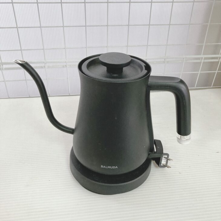 東京都国立市でBALMUDA 電気ケトル K02A-BKを出張買取 使用感ありでも